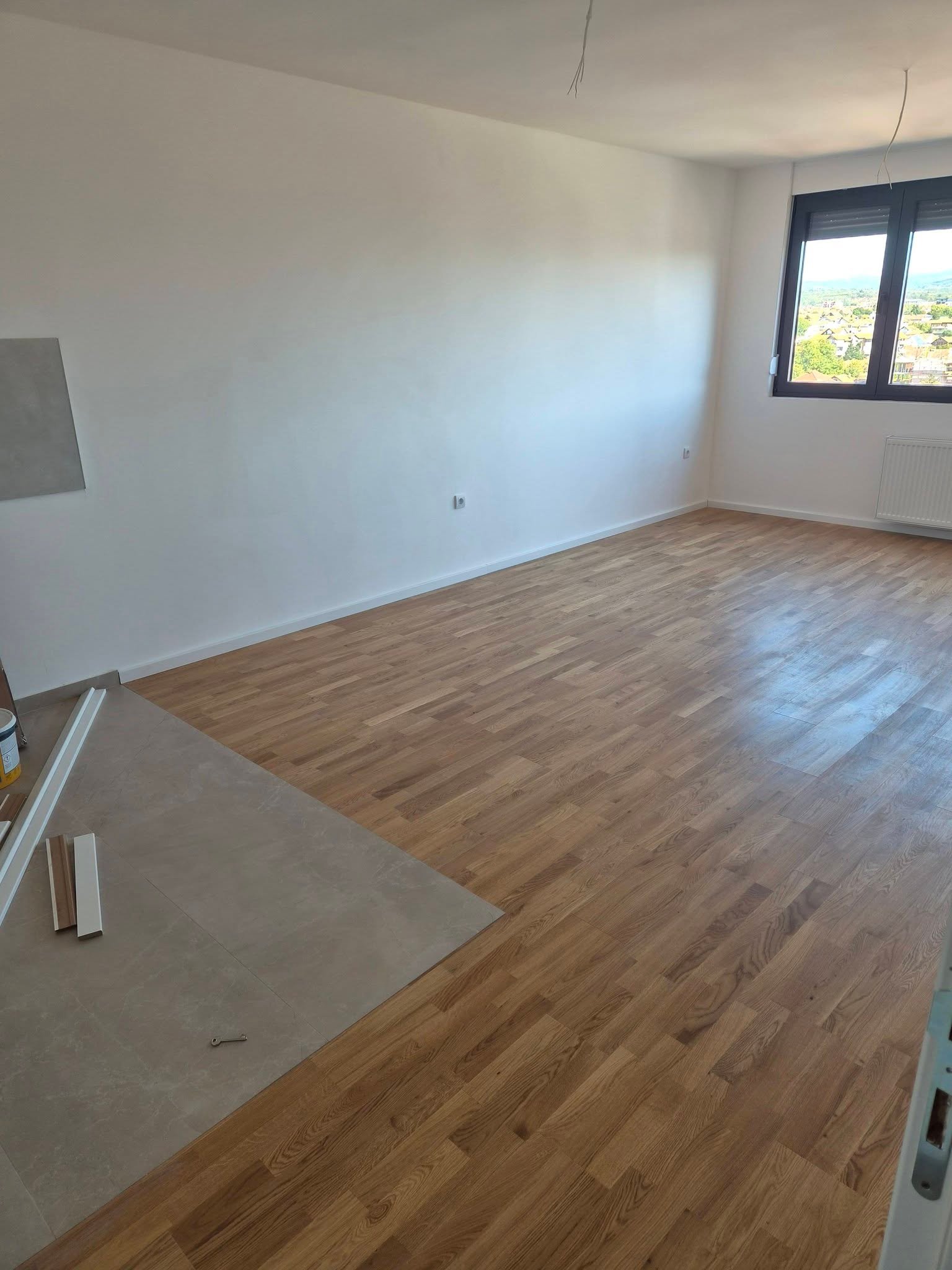Trosoban stan u novogradnji, Knjaževačka – Niš